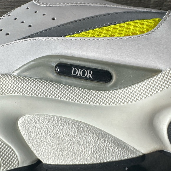 Wore twice. Literally like new. Dm for negotiations - Picture 2 of 8